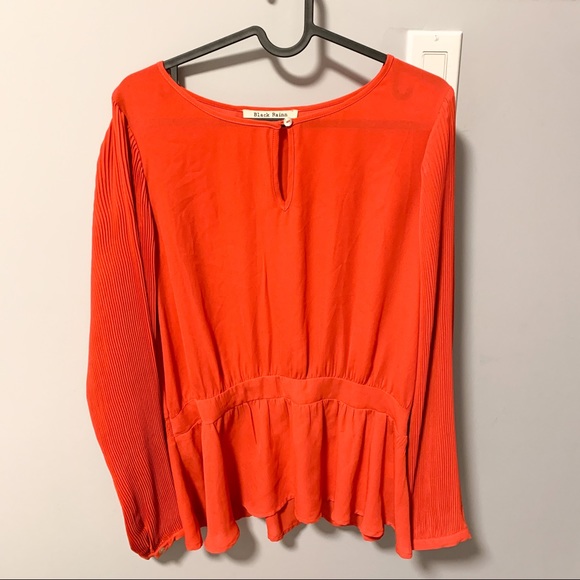 Black Rainn Blouse - Picture 1 of 3